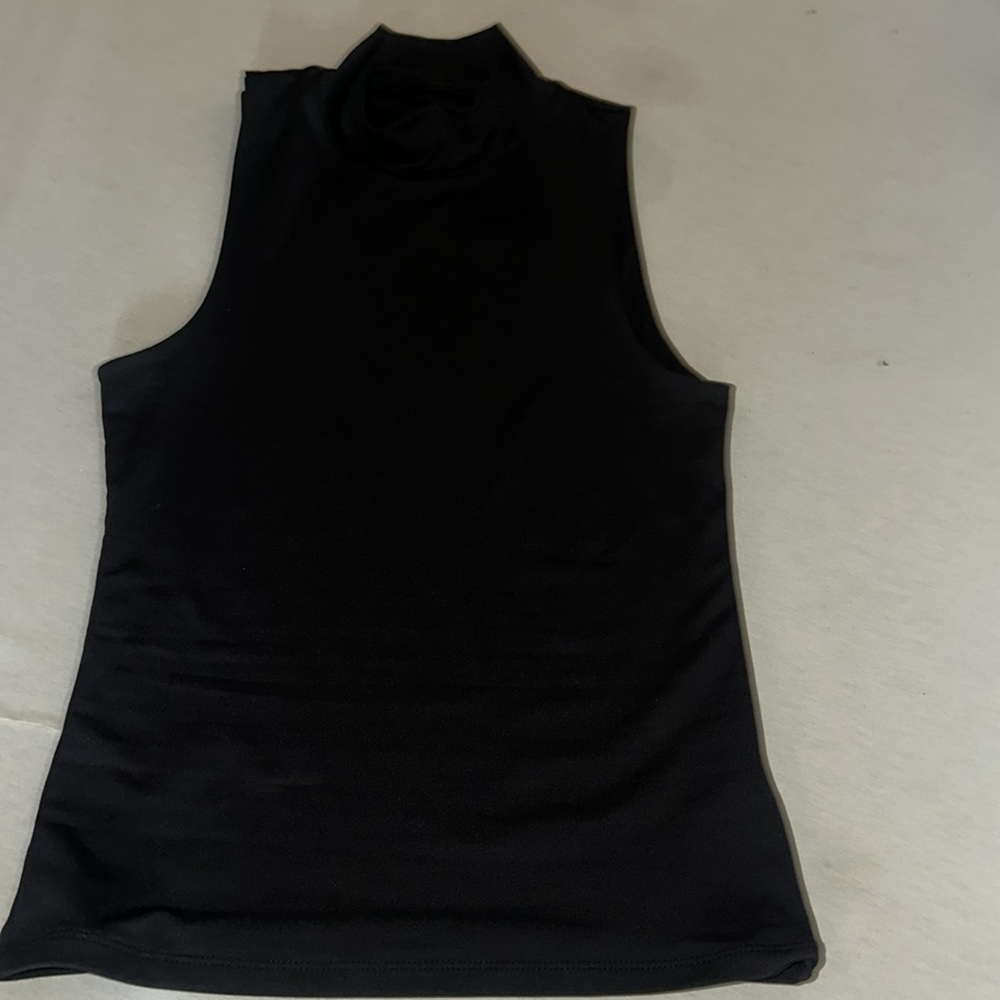 Womens Size XS Tahara Black Top.